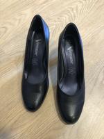 Pumps Venturini 40 Leder Niedersachsen - Rastede Vorschau