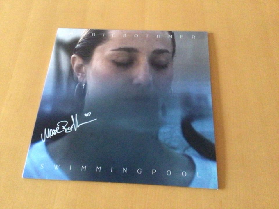 signierte Vinyl von Marie Bothmer, EP Swimmingpool in Ennigerloh