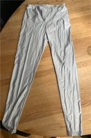 10 Days❣️Shiny Yoga Leggings, silber, XS Düsseldorf - Düsseltal Vorschau