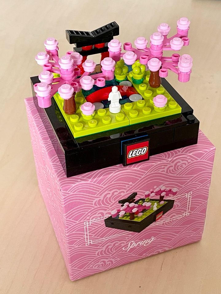 LEGO Bricktober 2019 Season Spring Frühling in Berlin - Treptow | Lego &  Duplo günstig kaufen, gebraucht oder neu | eBay Kleinanzeigen ist jetzt  Kleinanzeigen