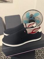 Tommy Hilfiger Schuhe neu mit Etikett Gr.44 Berlin - Spandau Vorschau