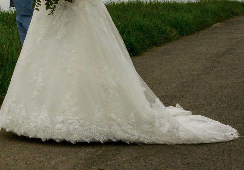 Hochzeitskleid "Amelie Bridal" Gr. 52 in Arnsberg