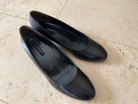 Paul Green Pumps, schwarz, Gr. 41 (7), top Zustand Nordrhein-Westfalen - Meerbusch Vorschau