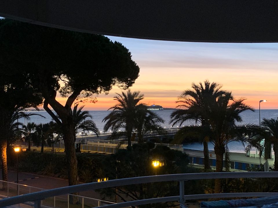 Luxus Ferienwohnung Ferienhaus Frankreich | Cannes 50m Meer, Pool in Stuttgart