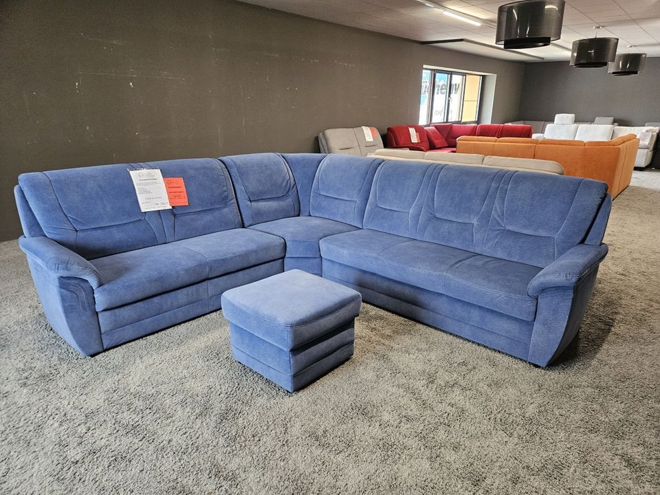 NEU Couch Wohnlandschaft Ecksofa 2.Wahl mit Hocker Aqua Clean 83% in Bocholt