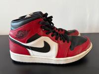 Nike Air Jordan Gr.42,5 schwarz rot Bayern - Schmidgaden Vorschau