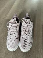 Air max 270 Rosa / sehr gut erhalten! Niedersachsen - Seevetal Vorschau