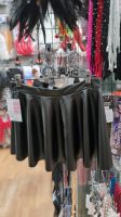 Kinky leather skirt Berlin - Wilmersdorf Vorschau