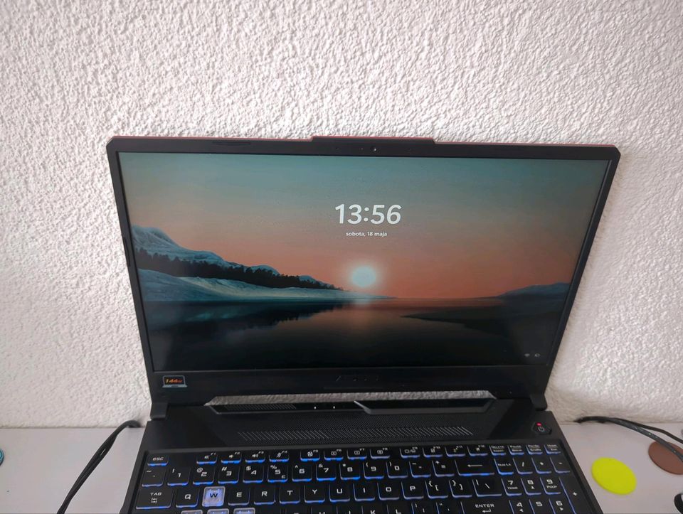 asus gaming laptop tausc iphone oder PS5/Xbox series s +zuzahlung in Helferskirchen