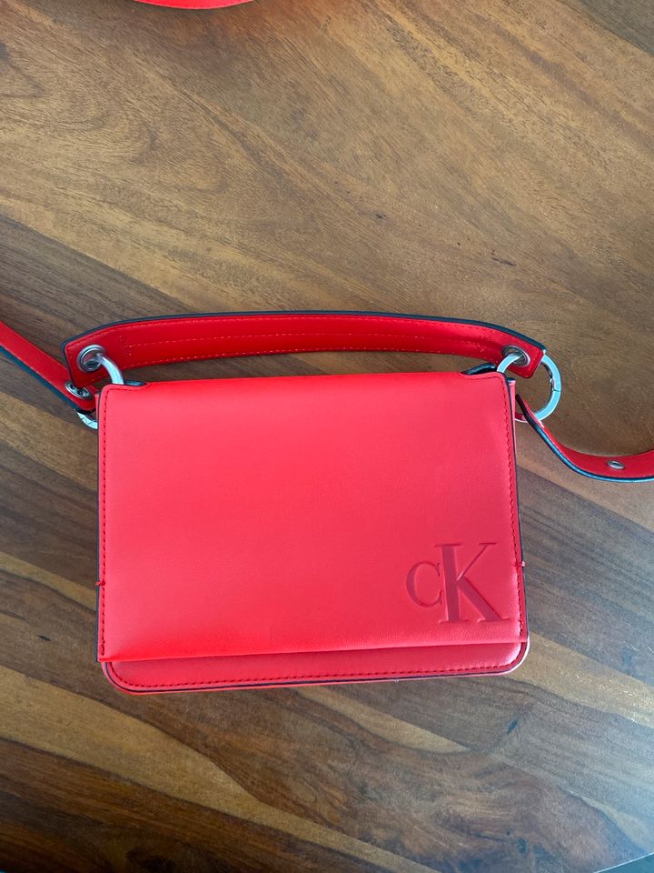 Calvin Klein Jeans Damen Handtasche in Berlin