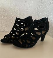Neue Pumps Hessen - Karben Vorschau