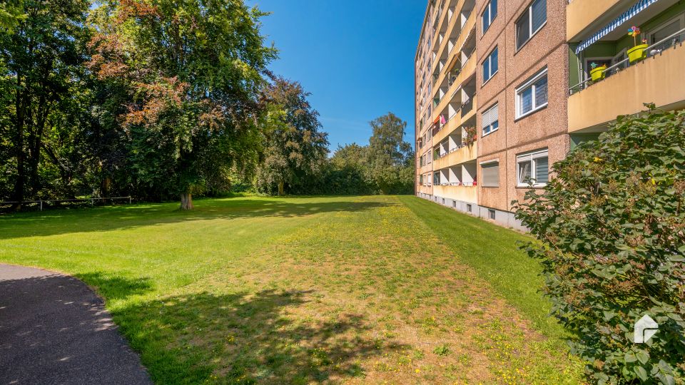 Sanierte 3-Zimmer-Wohnung mit Wannenbad, Keller und Garage in beliebter Lage in Mönchengladbach