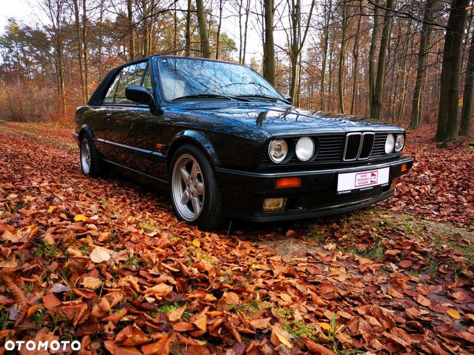 BMW 318i/Kabriolet/E30 in Augsburg