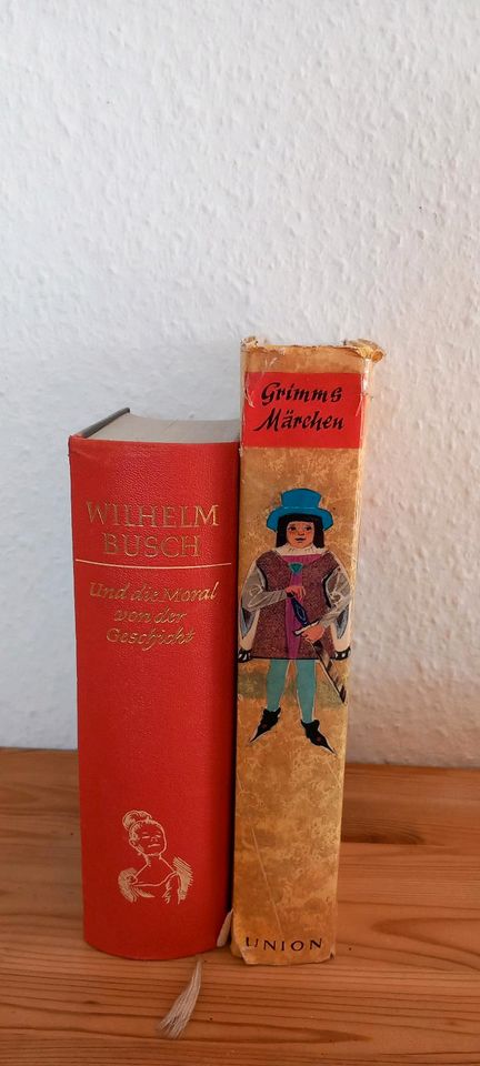 Märchenbücher: WILHELM BUSCH und GRIMMS in Haßloch