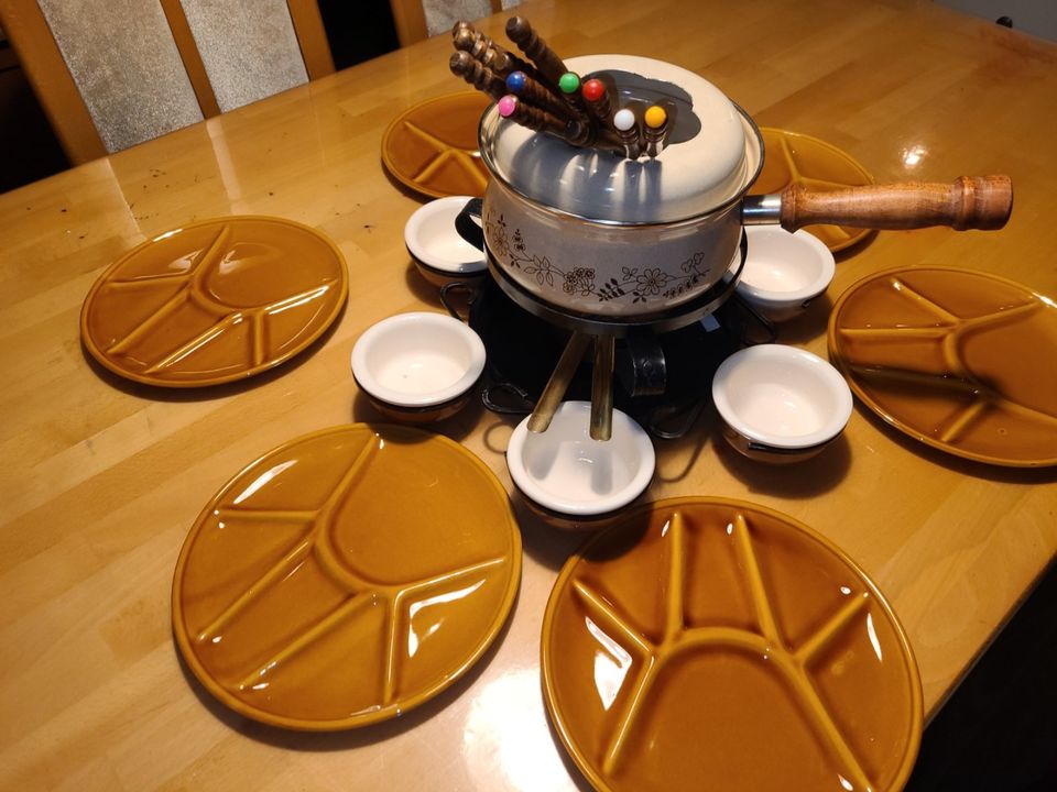 Retro Fondue-Set mit Gabeln Löffeln für 6 Person Induktion in Bielefeld