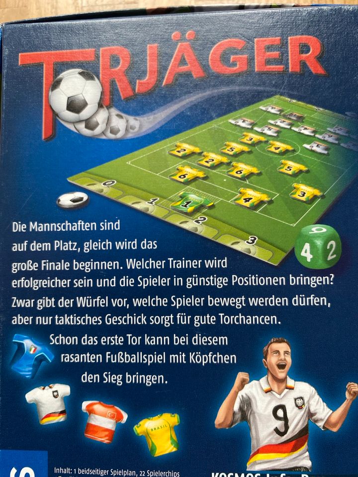 Kosmos: Torjäger (Fußballspiel) in Bad Homburg