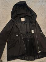 Moncler DamenJacke Nürnberg (Mittelfr) - Mitte Vorschau