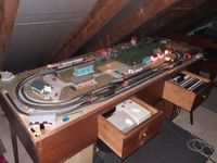 Modelleisenbahn mit Kasten Spur N aus DDR Zeiten Sachsen - Frohburg Vorschau