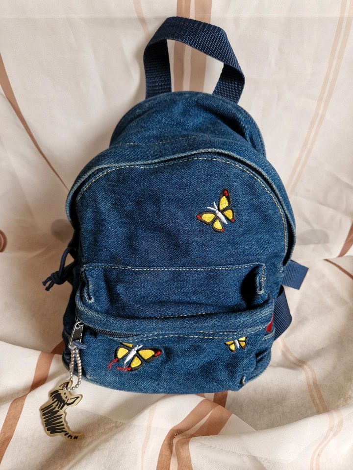 Kinder Rucksack / kleiner Rucksack aus Jeans mit Schmetterlingen in Schnaittach