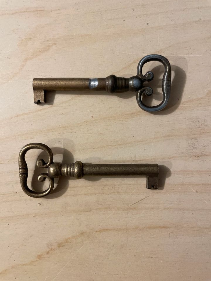 Schrankschlüssel, antik, Messing für Landhausschrank in Köln