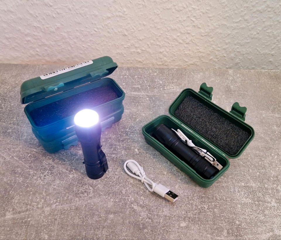 USB aufladbare LED Taschenlampe mit Etui in Dresden