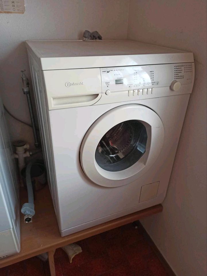 Waschmaschine, Trockner in Horgau