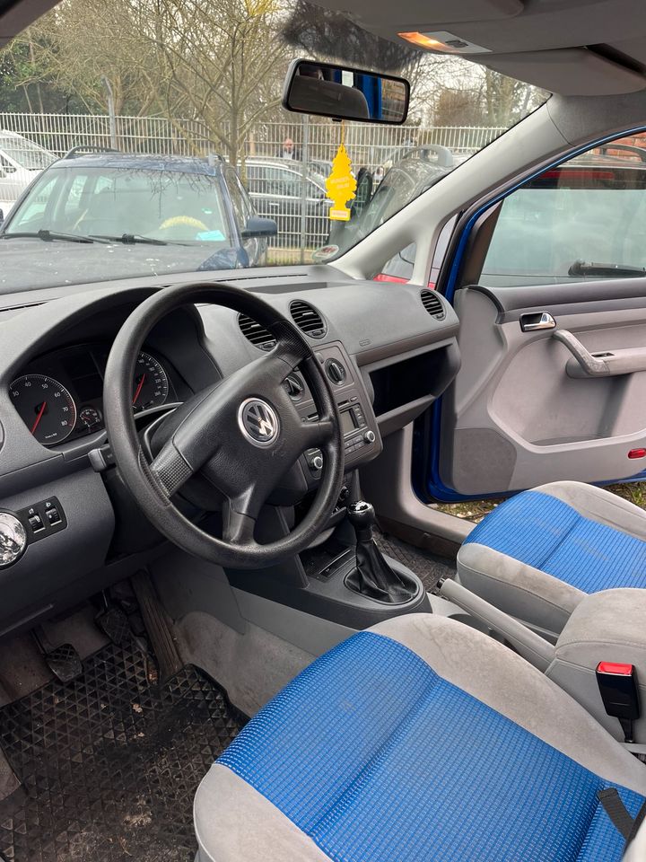 Volkswagen caddy Life 1.6 in Bremerhaven
