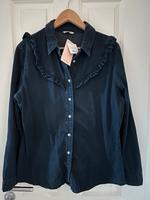 ORSAY dunkelblaues Jeanshemd mit Rüschen Gr.42 NEU mit Etikett Bayern - Otzing Vorschau