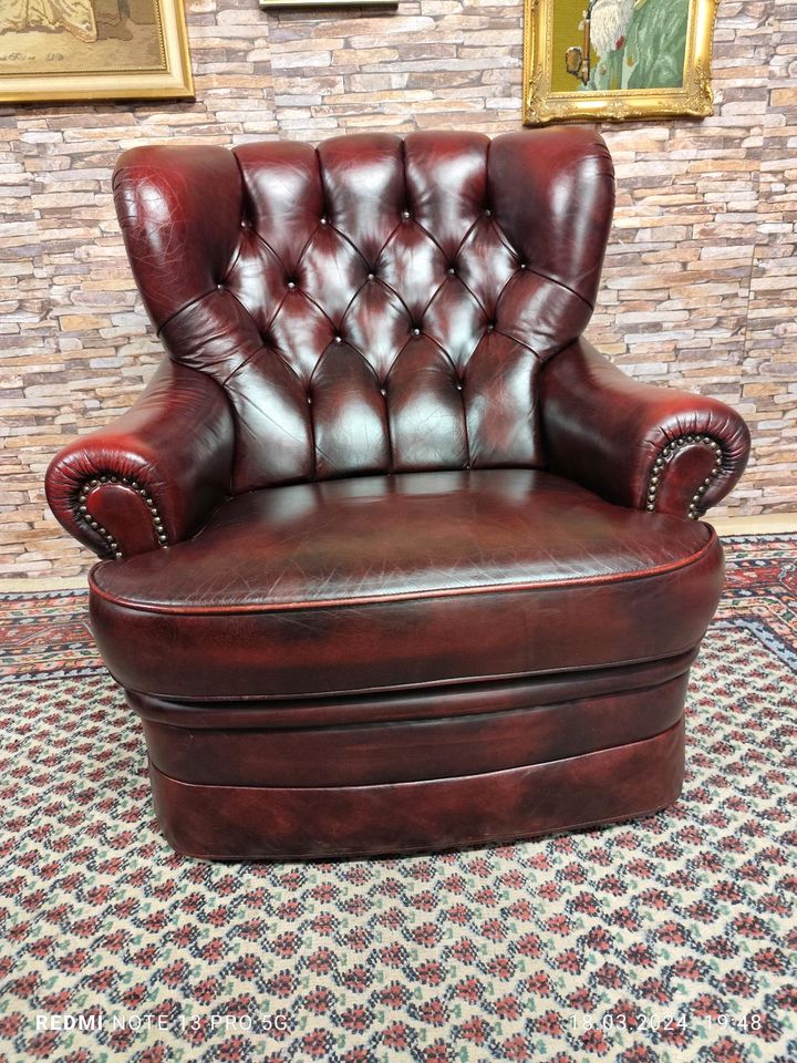 CHESTERFIELD Sessel in einem Guten Vintage Zustand in Düsseldorf