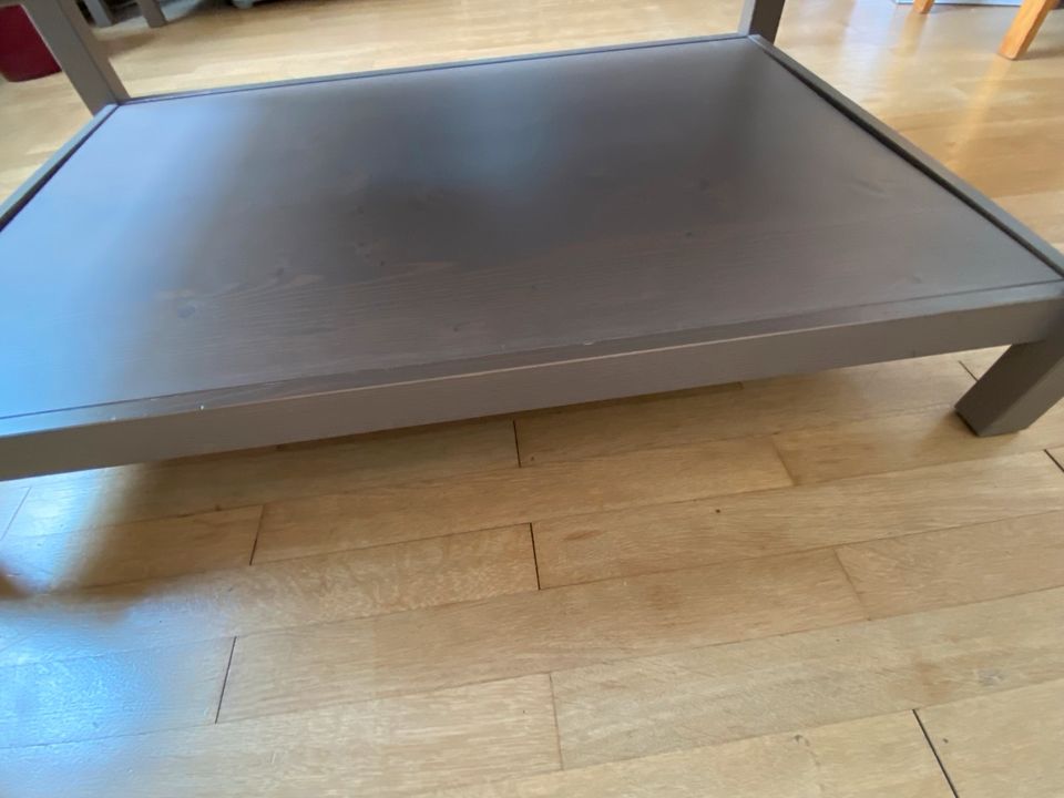 HEMNES Wohnzimmer-Tisch grau-braun Ikea 75x118cm in Saarbrücken