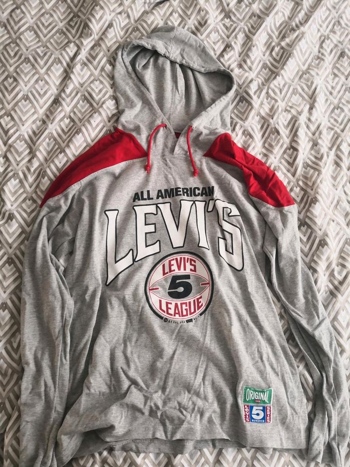 Levi's Longsleeve Pullover Hoodie Gr L in Elbingerode (Harz)