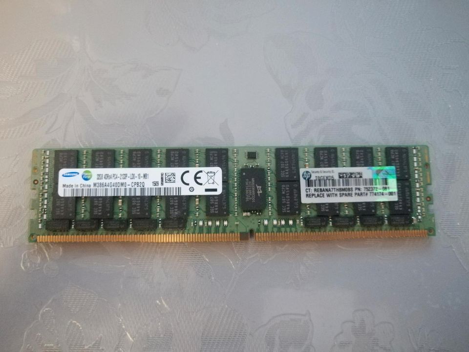 Samsung Arbeitsspeicher - M386A4G40DM0-CPB - DDR4 - 32 GB in Wickede (Ruhr)