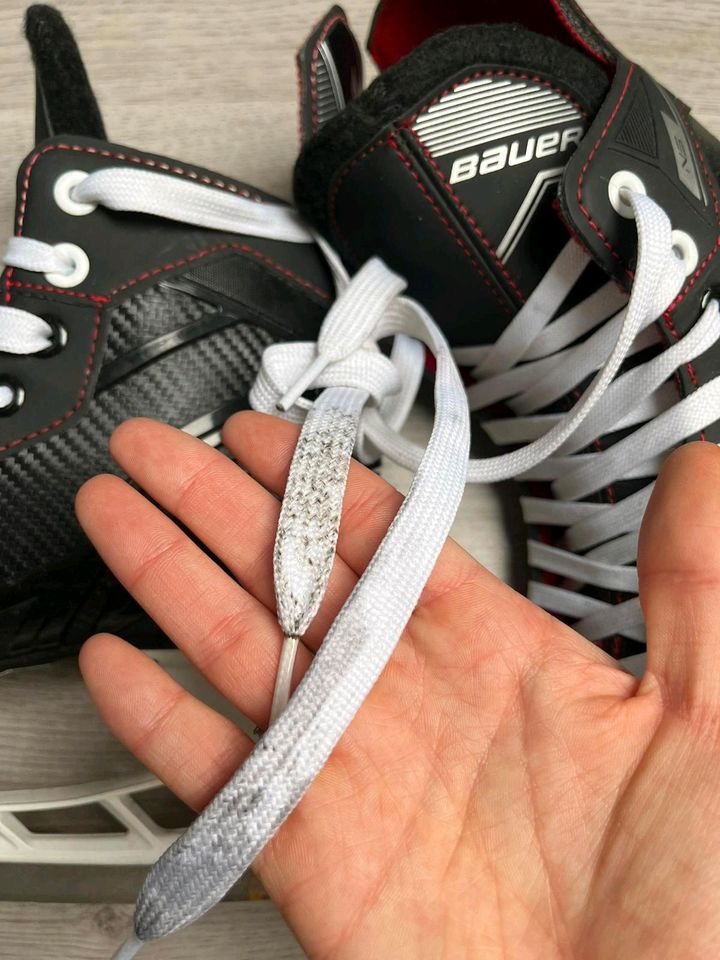 Eishockey Bauer Schlittschuhe 38 in Gelsenkirchen