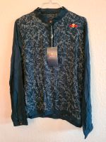 Neu! Red Bull Bluse/Oberteil in blau, Größe L, (Neupreis 149Euro) Nordrhein-Westfalen - Löhne Vorschau