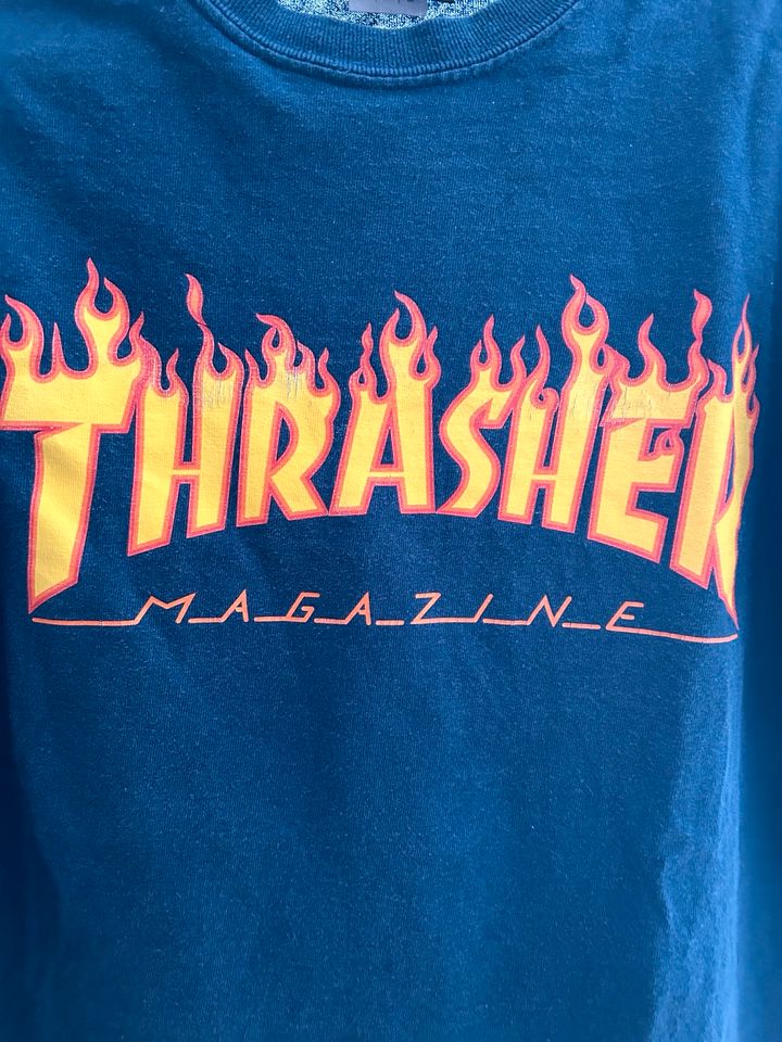 THRASHER Flame T-Shirt (M) in Einbeck