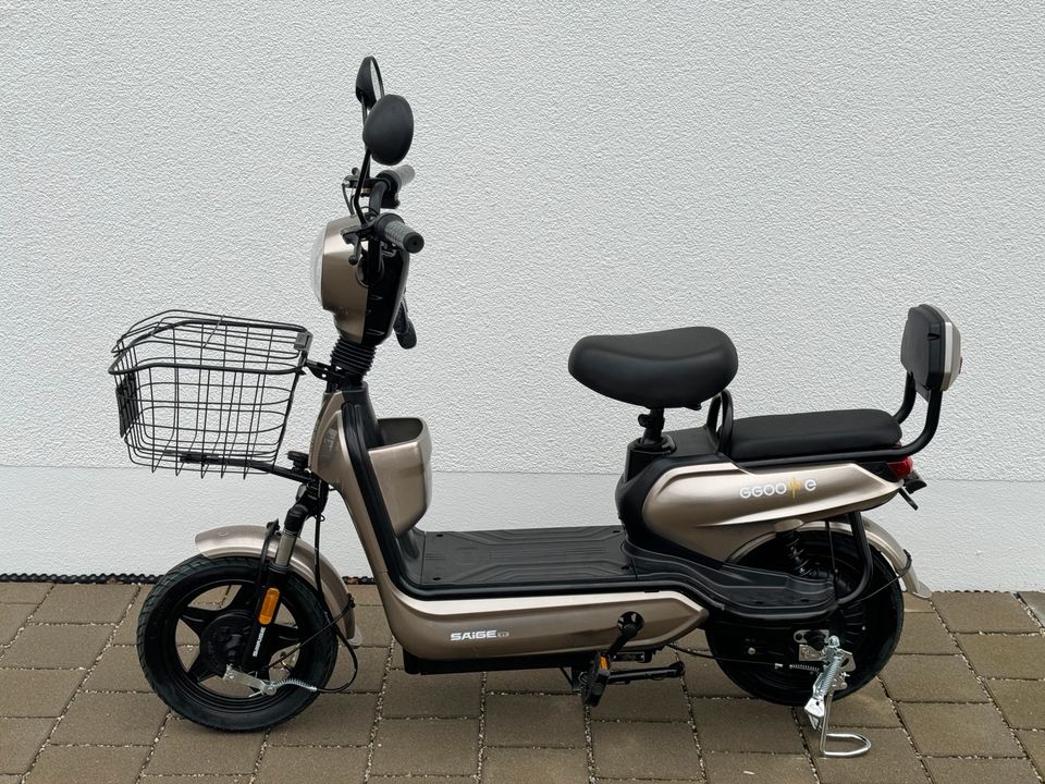 Electro Scooter E-Roller mit Straßenzulassung 25km/h 48V 2-Sitzer in Landshut