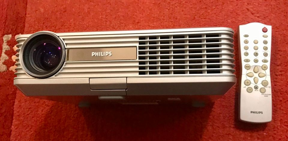 Beamer Philips Home Cinema in Zeltingen-Rachtig