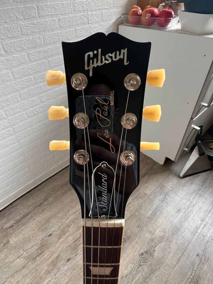Gibson Les Paul Standard '50s Heritage Cherry Sunburst in Aachen