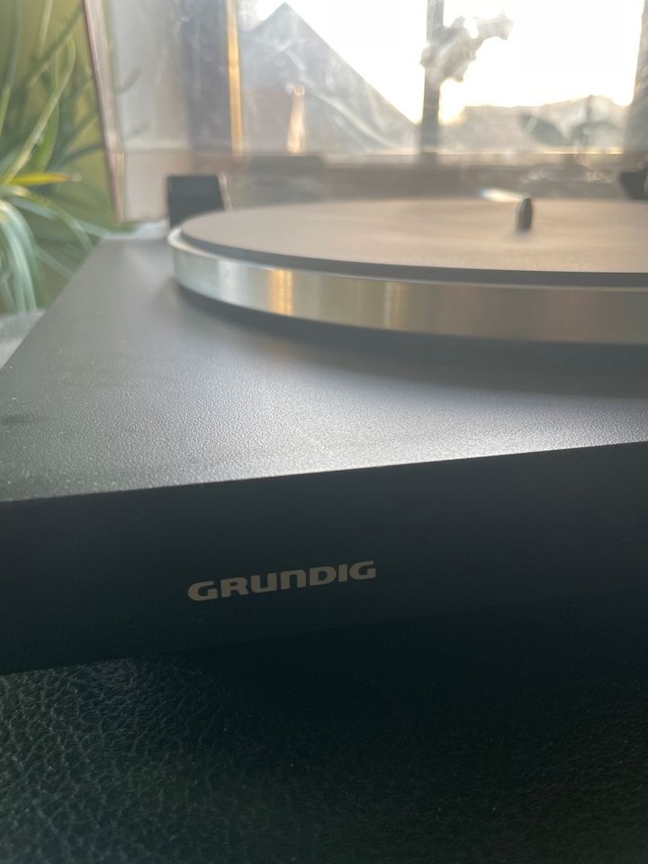 Plattenspieler Grundig Prisma XL / Ortofon Dual DN 165E Turntable in Pforzen