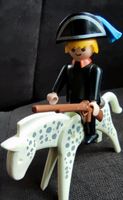 Playmobil Figur Reiter mit Pferd und Gewehr Niedersachsen - Ovelgönne Vorschau