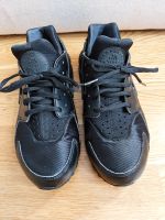 Nike Huarache 40 Schwarz Leipzig - Neustadt-Neuschönefeld Vorschau