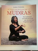 Yoga und die Kunst der Mudras inkl. Bücherversand Baden-Württemberg - Freiburg im Breisgau Vorschau