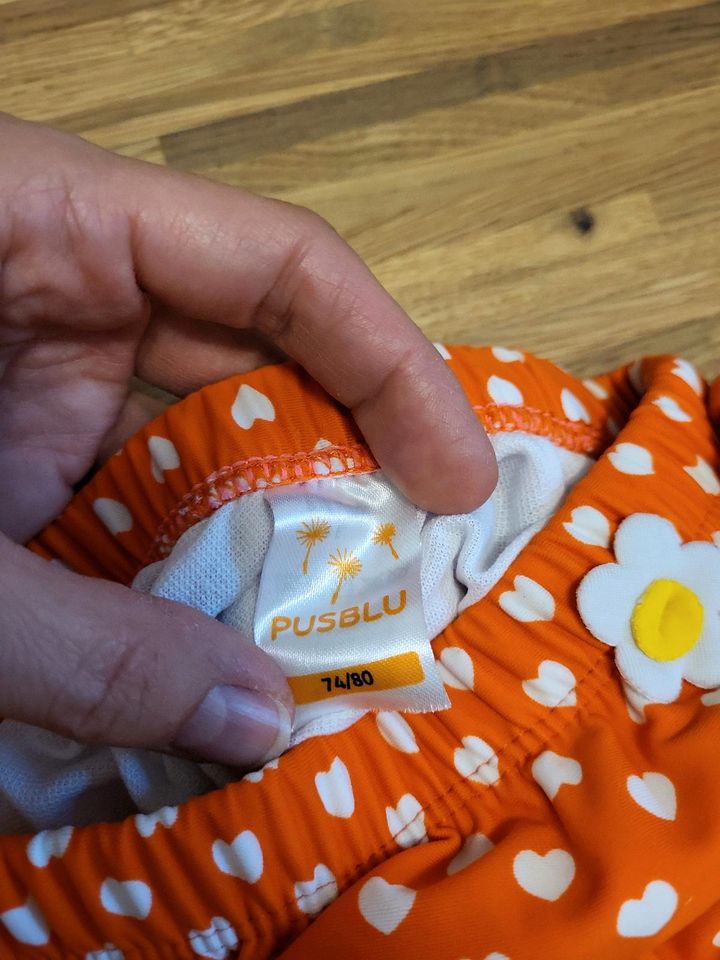 Badehose Mädchen 74/80 pusblu orange in Augsburg