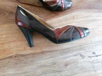 NEU Tolle Highheels bronze, braun Gr 38 Stiefletten H&M Kiel - Mitte Vorschau