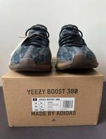 Neu Adidas Yeezy Boost 380 Covellit EU 44 Bayern - Plattling Vorschau