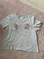 T-Shirt grau Damen Gr. L mit Rosen Niedersachsen - Heeßen Vorschau