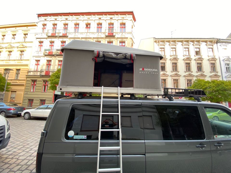 VW T5 langer Radstand mit Dachzelt und Solar in Berlin