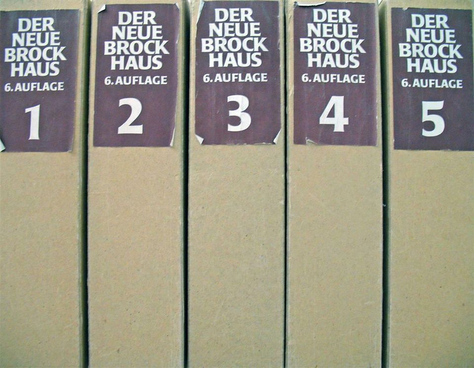 Lexikon und Wörterbuch in 5 Bänden in Berlin