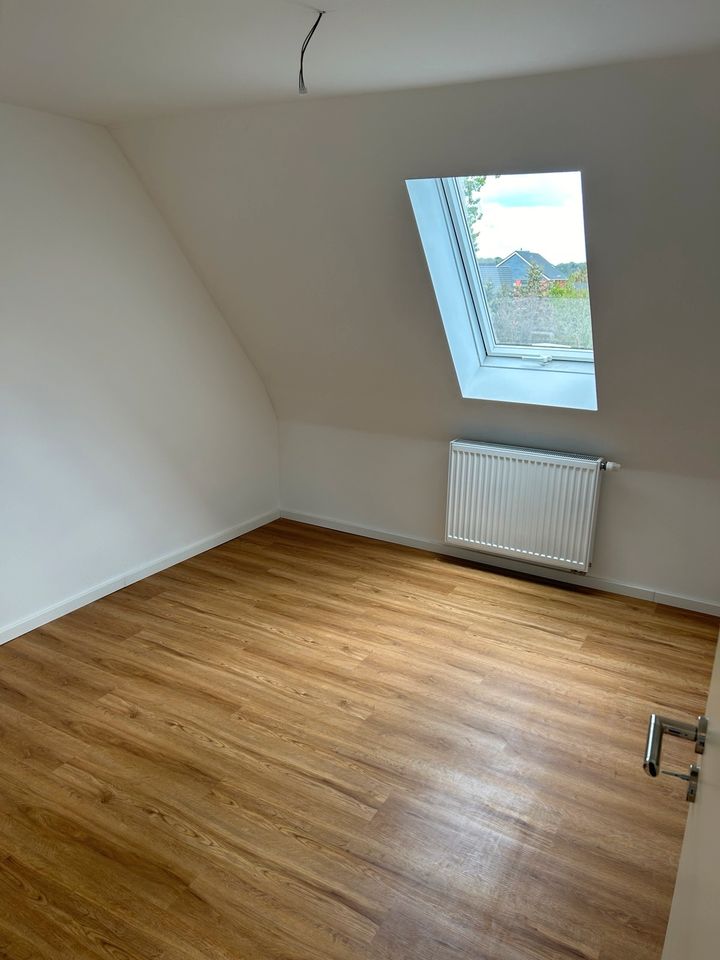 2 Zimmer Dachgeschosswohnung Erstbezug in ruhiger Lage in Schleswig