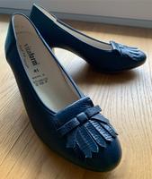 Vitaform Elegance Pumps Schuhe Absatz Hirschleder Größe 41 München - Allach-Untermenzing Vorschau